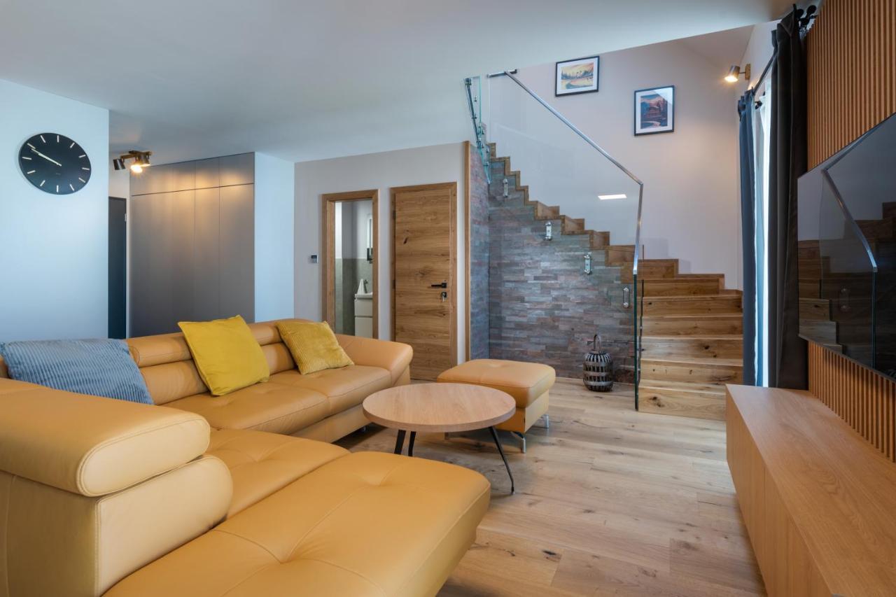 Vysoké Tatry Tatrystay Luxury Penthouse Apartment Podlesom & Free Evc מראה חיצוני תמונה